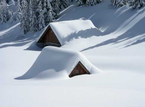 雪地上的房子