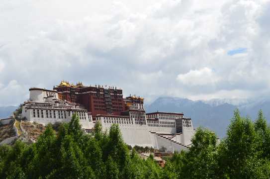西藏拉萨布达拉宫景色图片