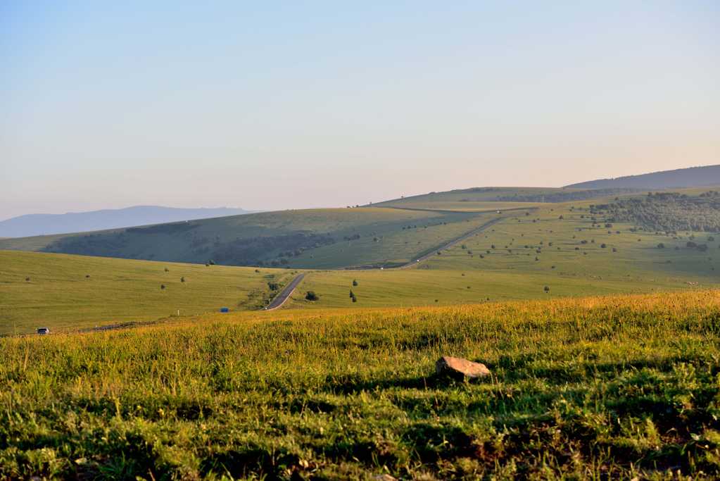 内蒙古阿斯哈图石林景色图片