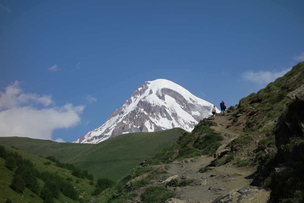 格鲁吉亚卡兹别克山自然景致图片