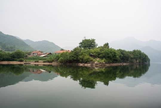 辽宁丹东青山湖自然风光图片