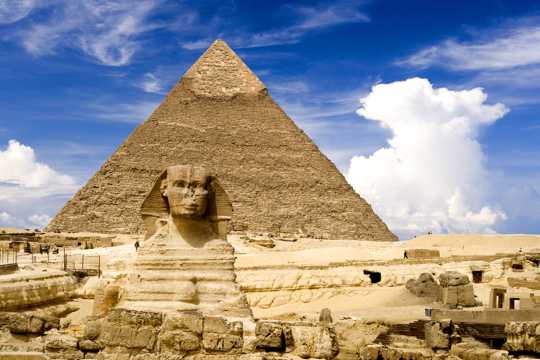 埃及金字塔建筑图片