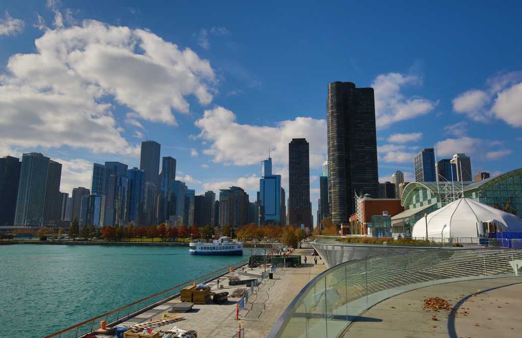 美国芝加哥海军码头景色