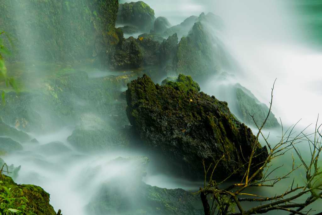贵州天河潭瀑布自然风光图片