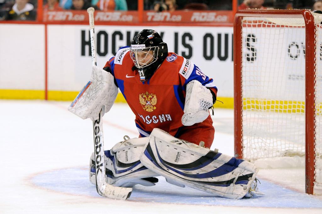 在奥运门口的俄罗斯曲棍球运动员在索契