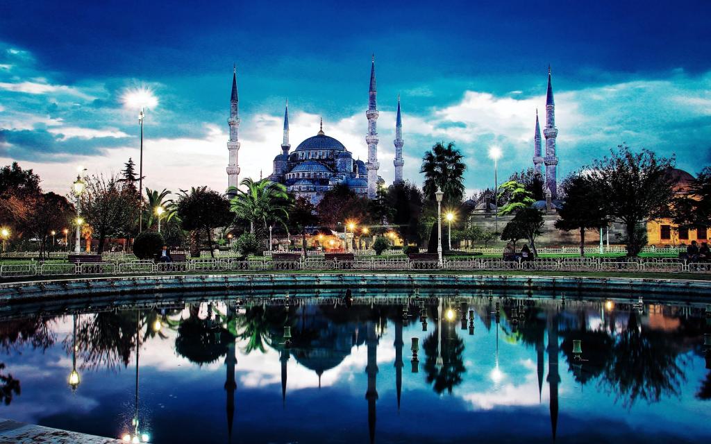 伊斯坦布尔蓝色清真寺的象征