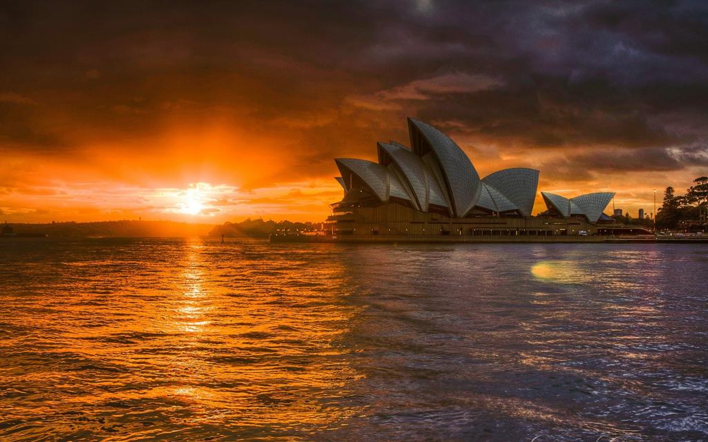 悉尼歌剧在日落背景，澳大利亚