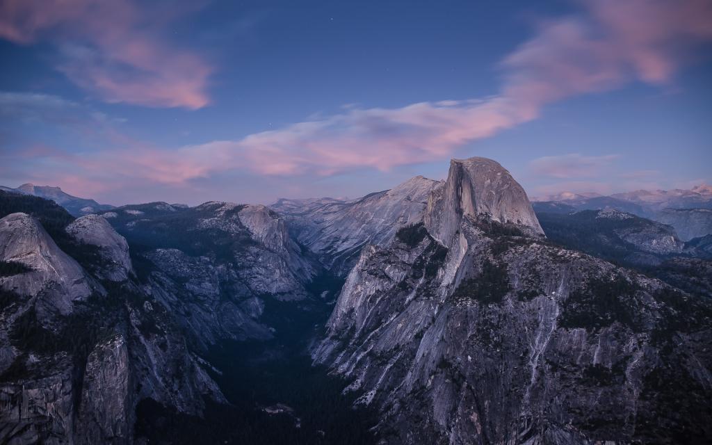 美国加利福尼亚州半圆顶花岗岩悬崖