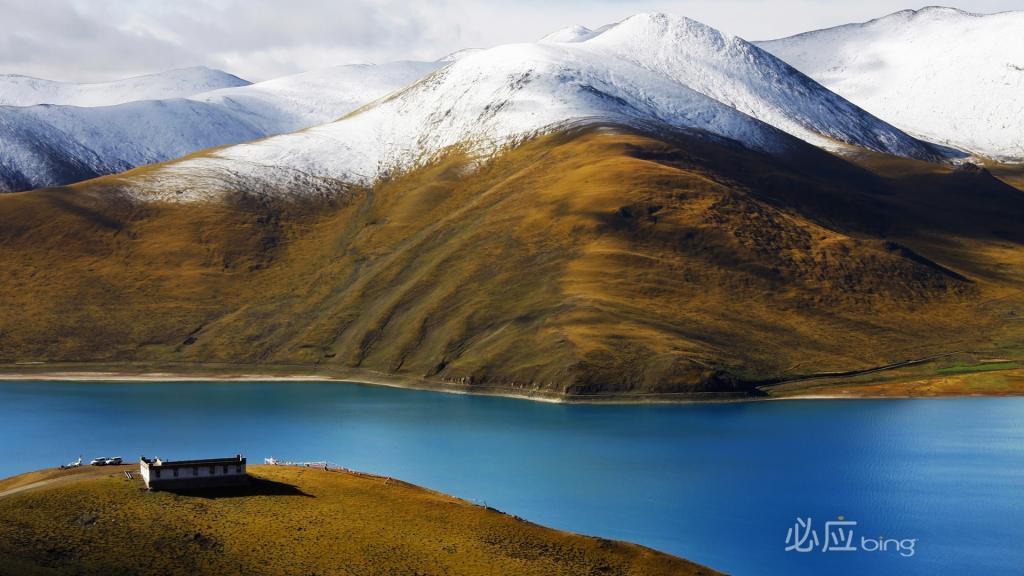 西藏Yamdrok湖