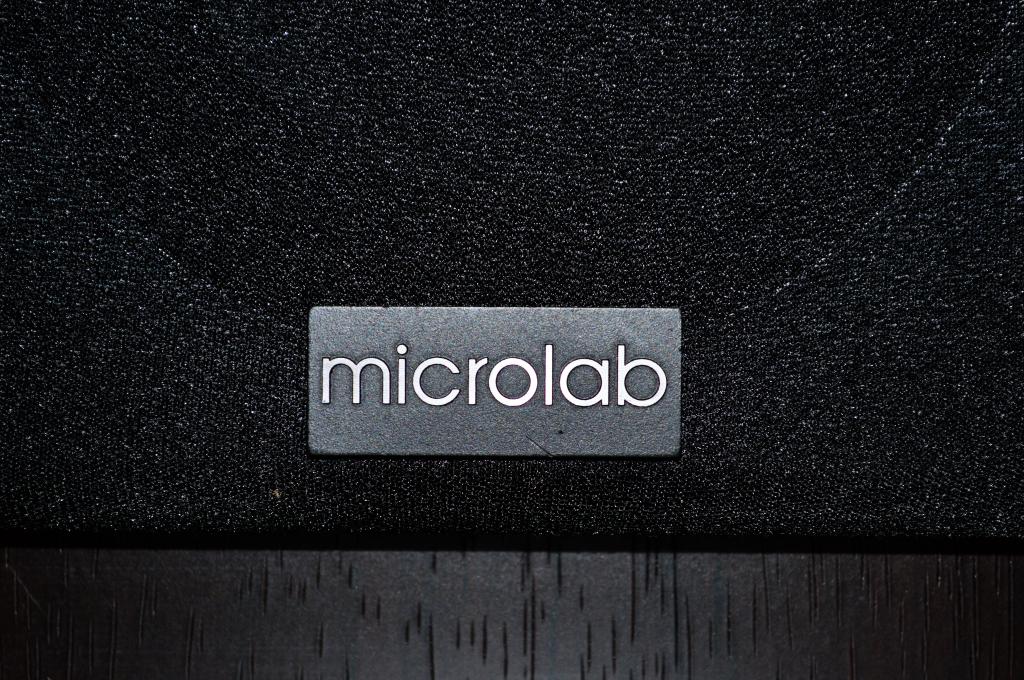 黑色的背景，高科技，microlab