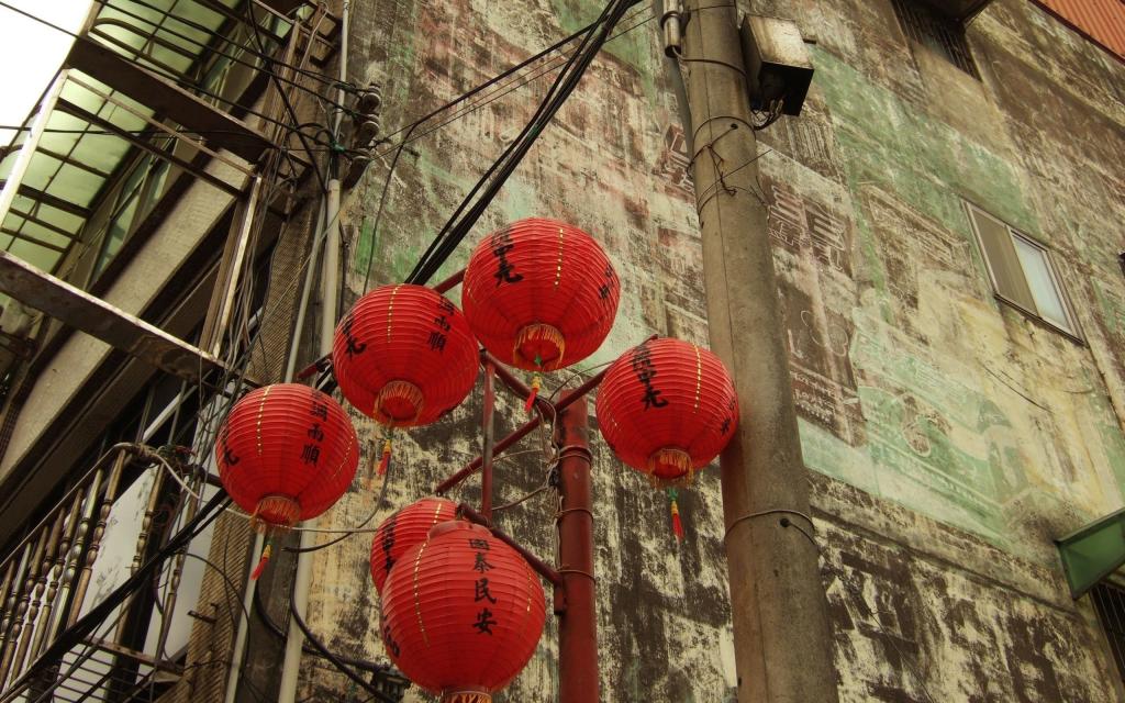 中国的灯笼在街角