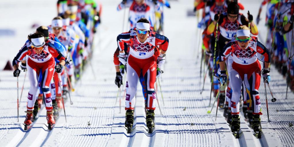 在索契奥运会上开始滑雪比赛