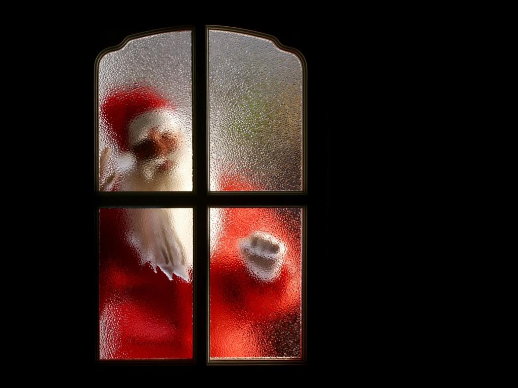 圣诞老人在窗外