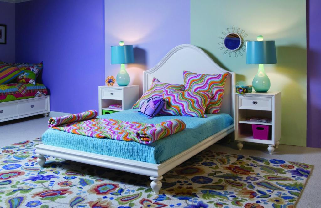 有样式的蓝色卧室