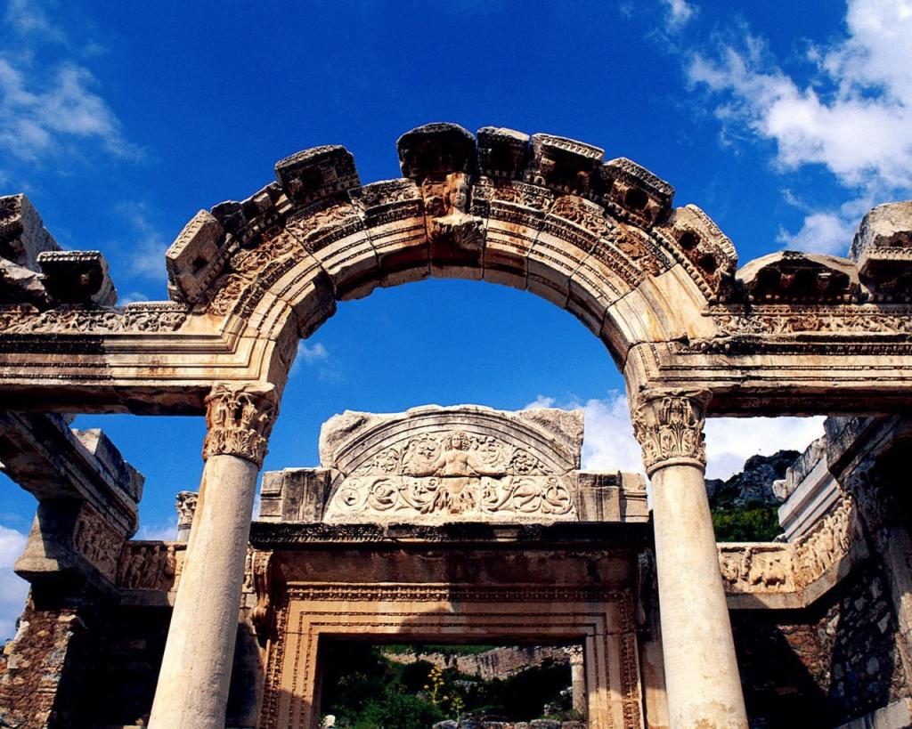 古代拱在以弗所，土耳其