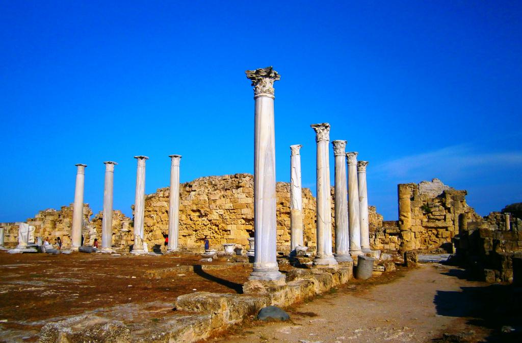 北部塞浦路斯萨拉米斯古城的废墟