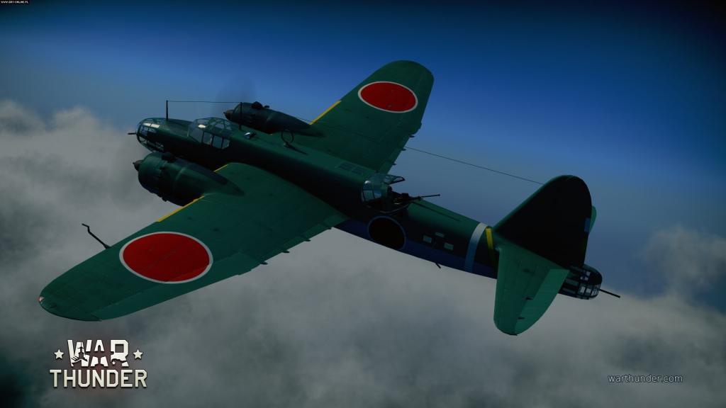 来自日本的战争雷霆庞大的军用飞机