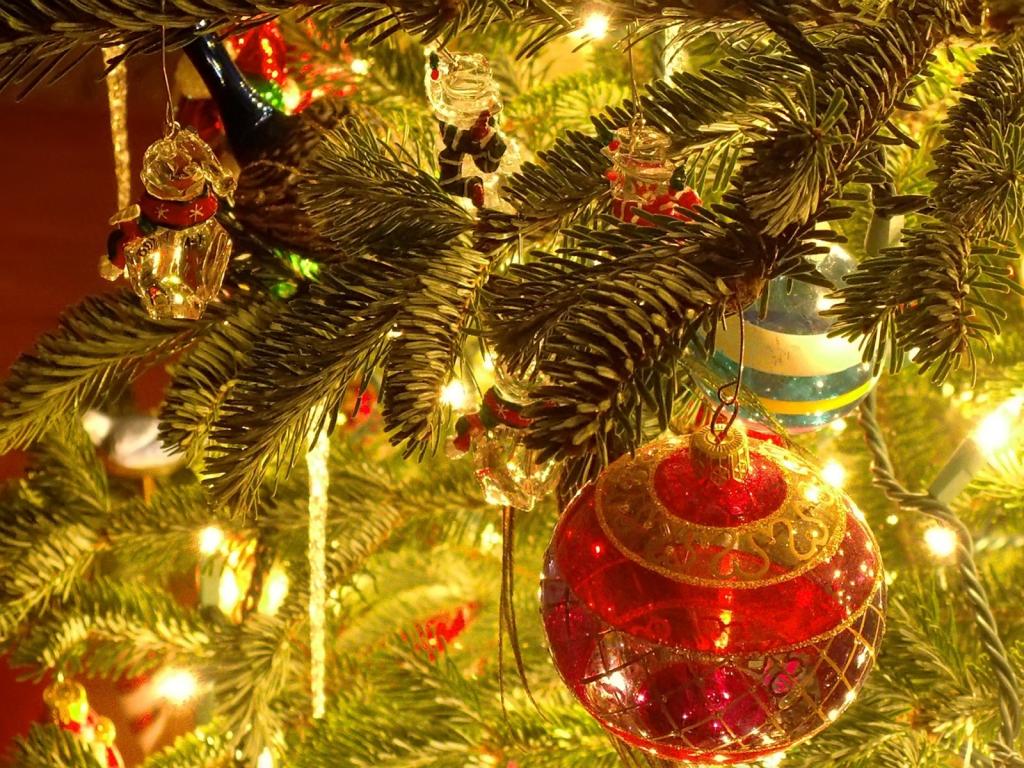 新年的蓬松圣诞树2014年马年