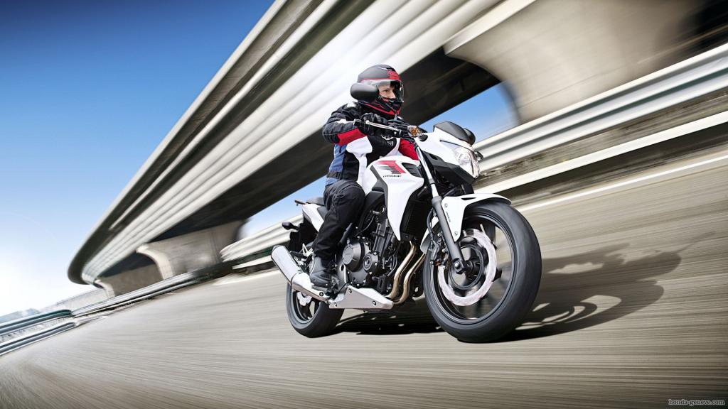 摩托车模型新的本田CB 500摩托车