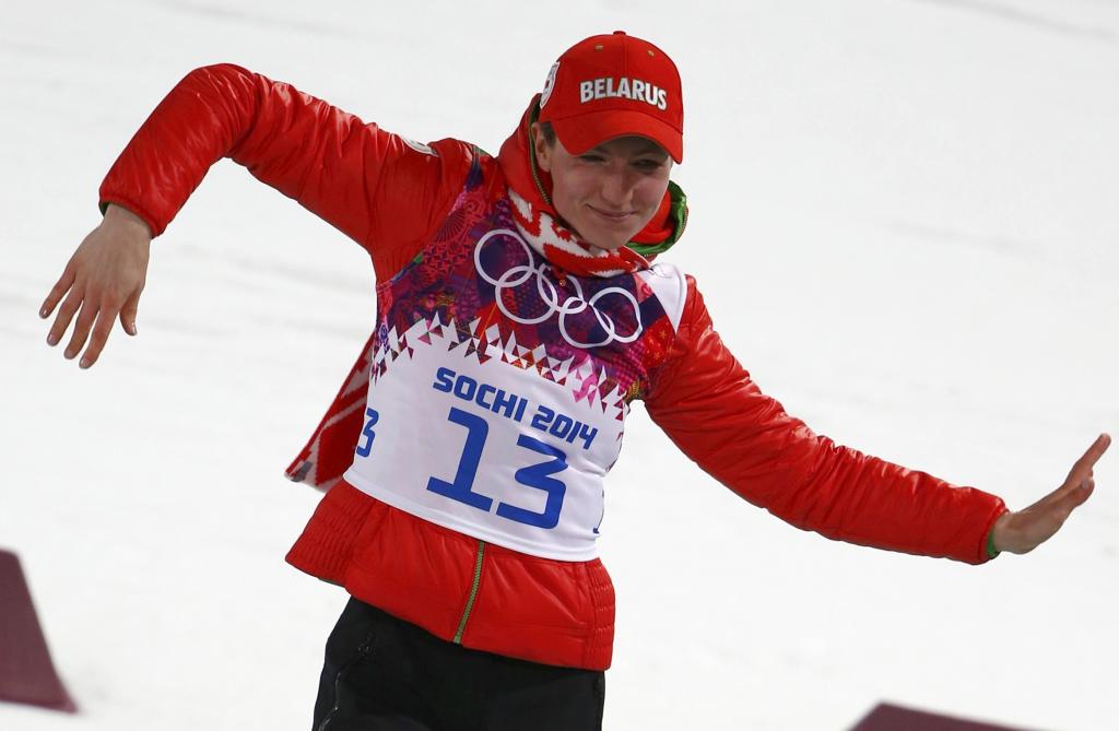 Daria Domracheva白俄罗斯人在2014年索契三枚金牌的两项运动员