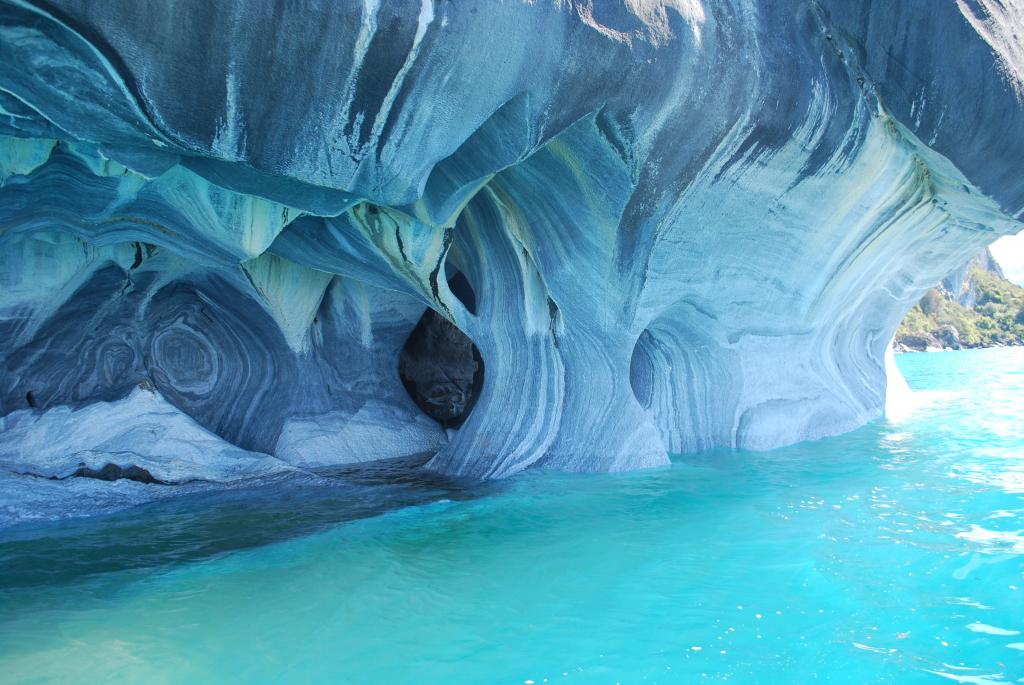 美丽的大理石洞穴，智利
