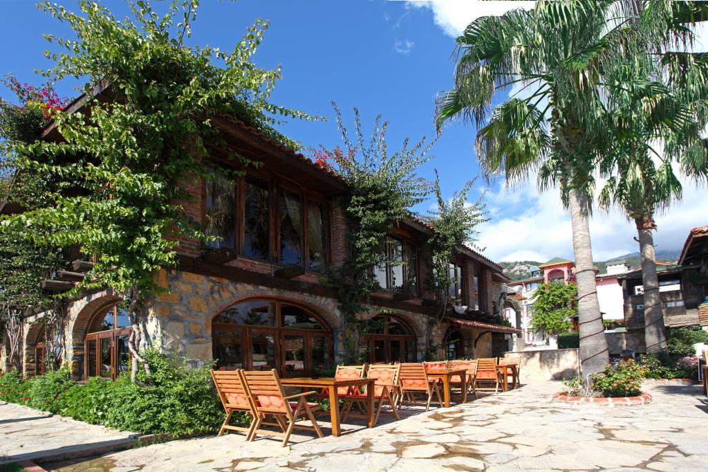 库萨达斯，土耳其舒适的咖啡馆