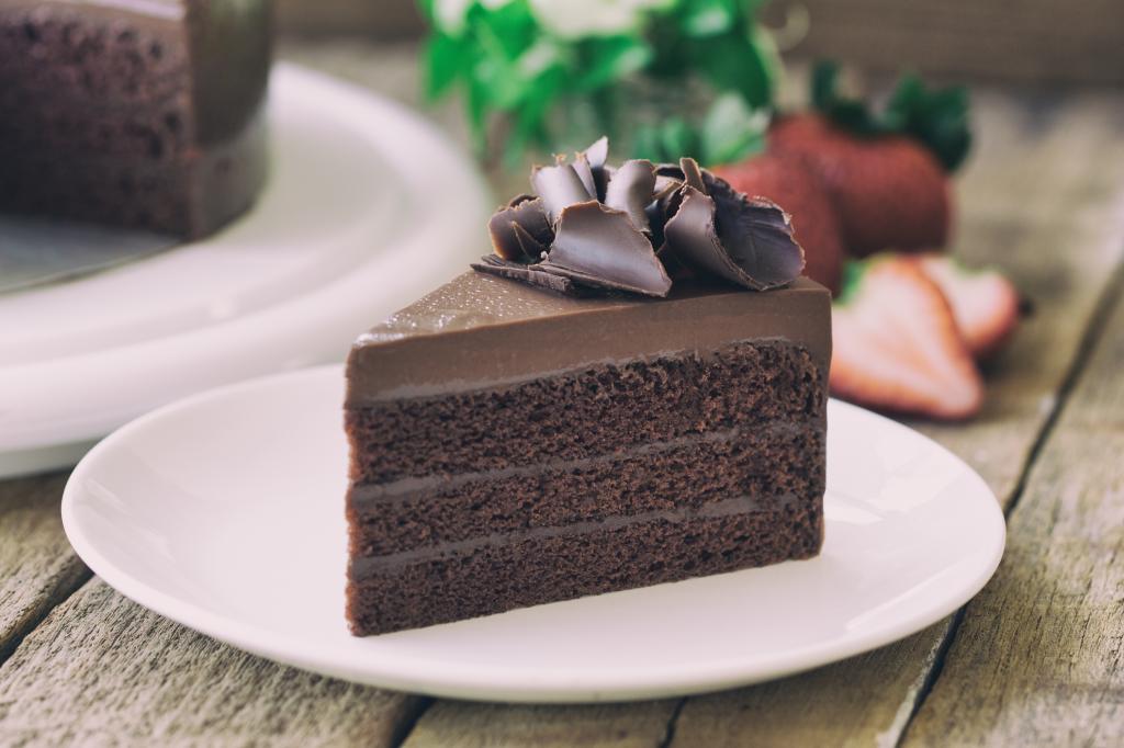 开胃的一块巧克力蛋糕