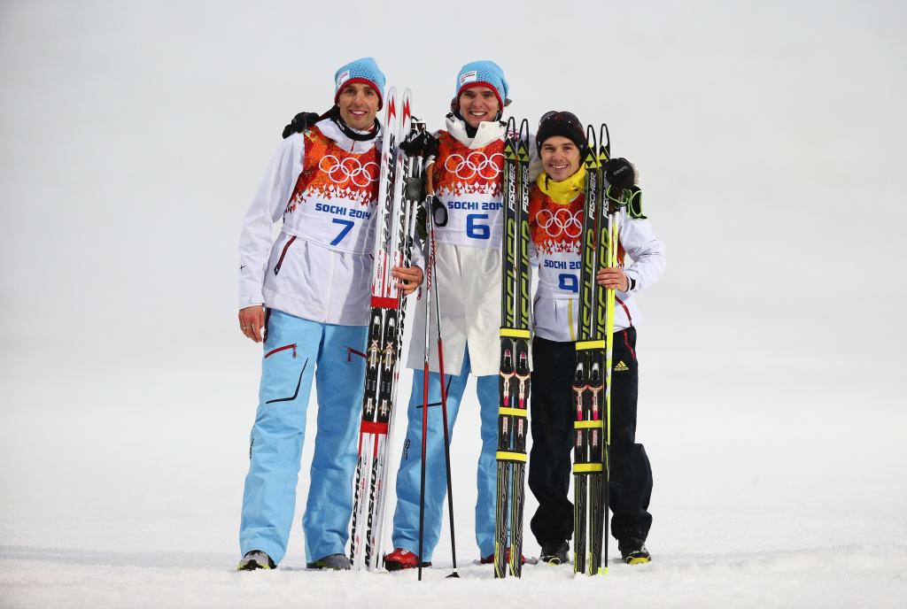 德国滑雪运动员Fabian Rieslle获得银牌和铜牌