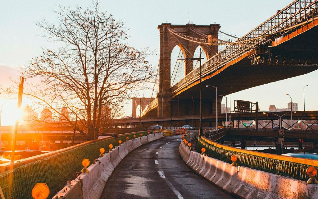 布鲁克林大桥在日落时分