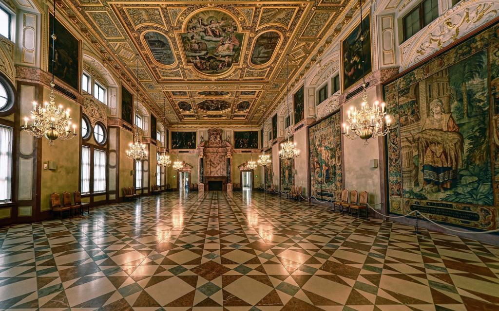大厅的内部在豪华的宫殿里