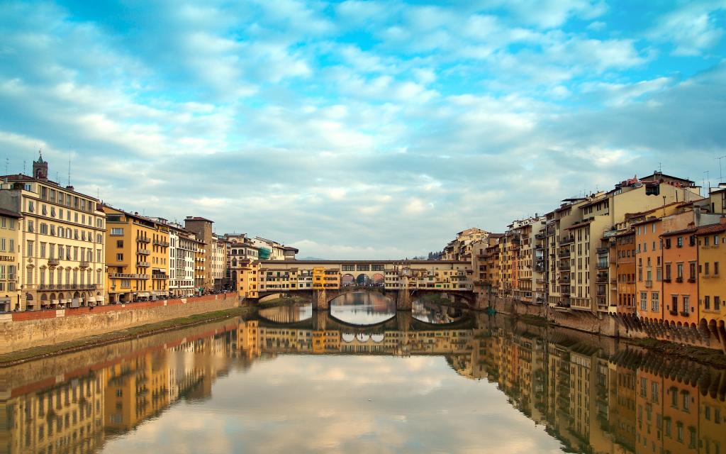 新年除夕的Ponte Vecchio在佛罗伦萨，意大利