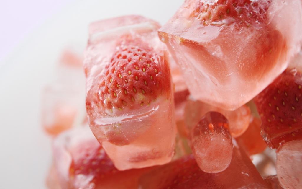 冷冻的草莓