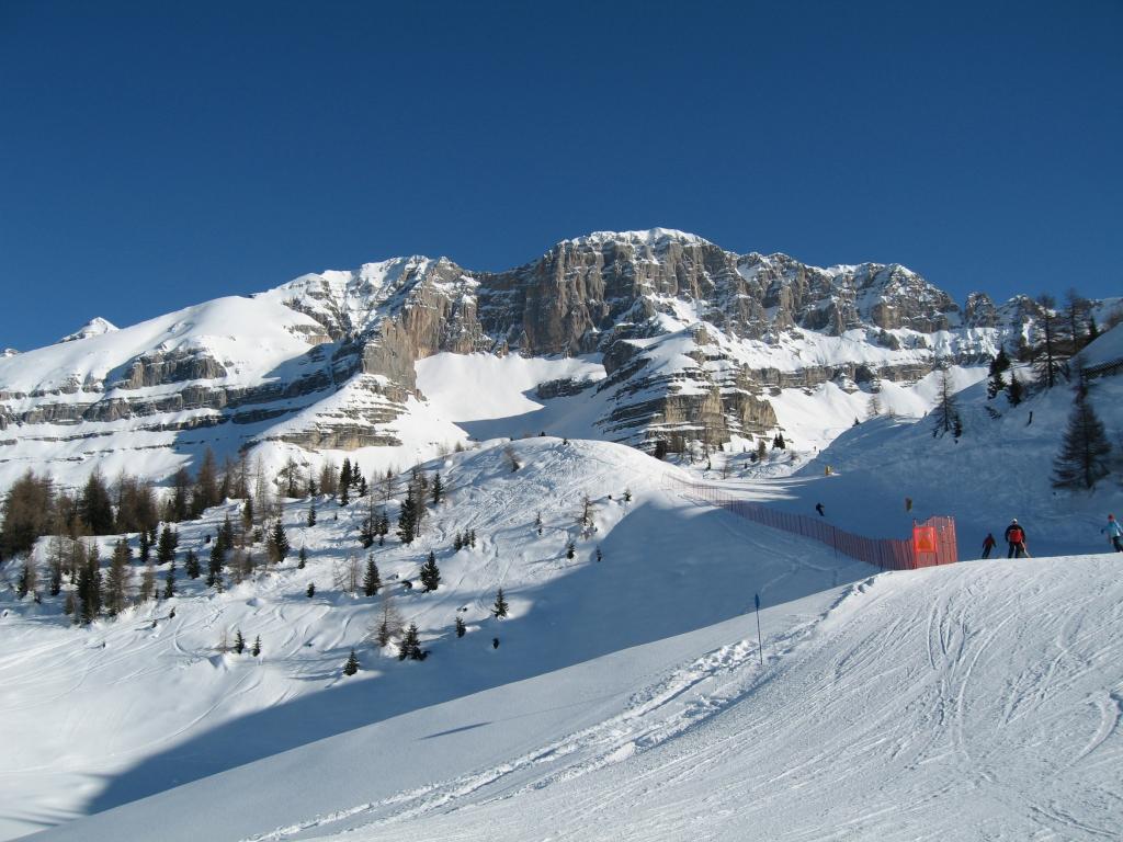 在意大利Madonna di Campiglio滑雪胜地度假