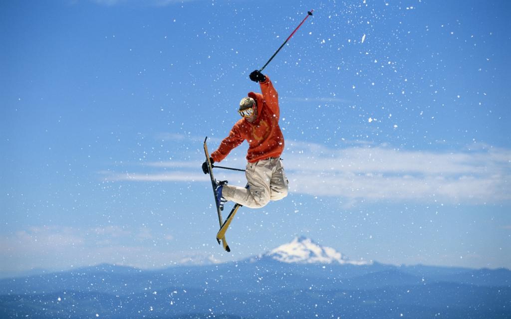 天空中的滑雪者